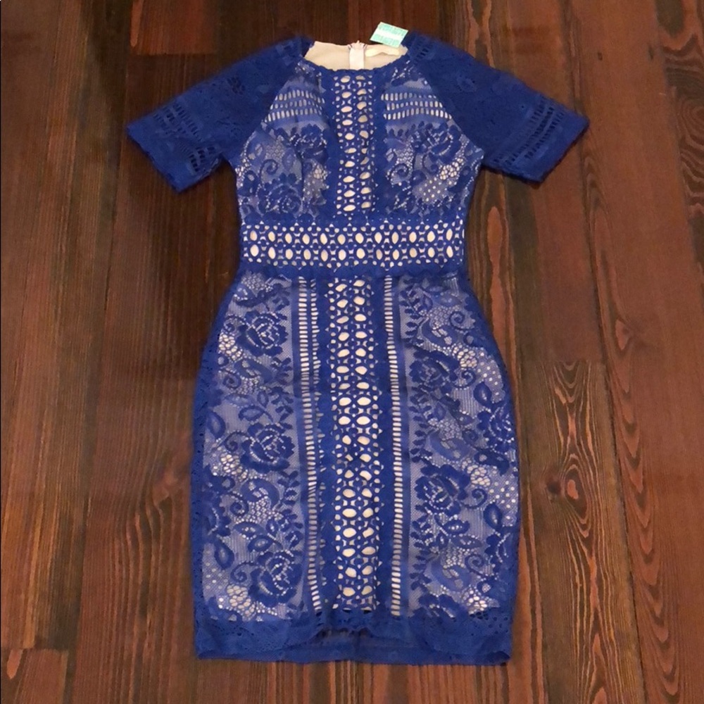 Blue lace dress, size small, NWT